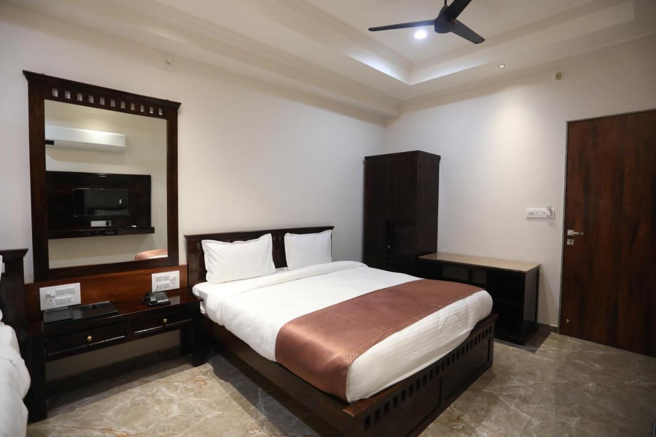 Chandan Kasturi Resort Dariāwad Eksteriør bilde