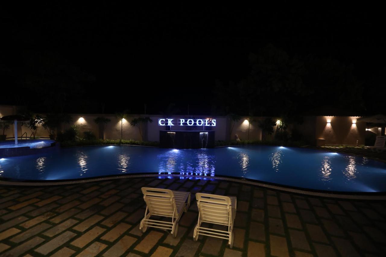 Chandan Kasturi Resort Dariāwad Eksteriør bilde